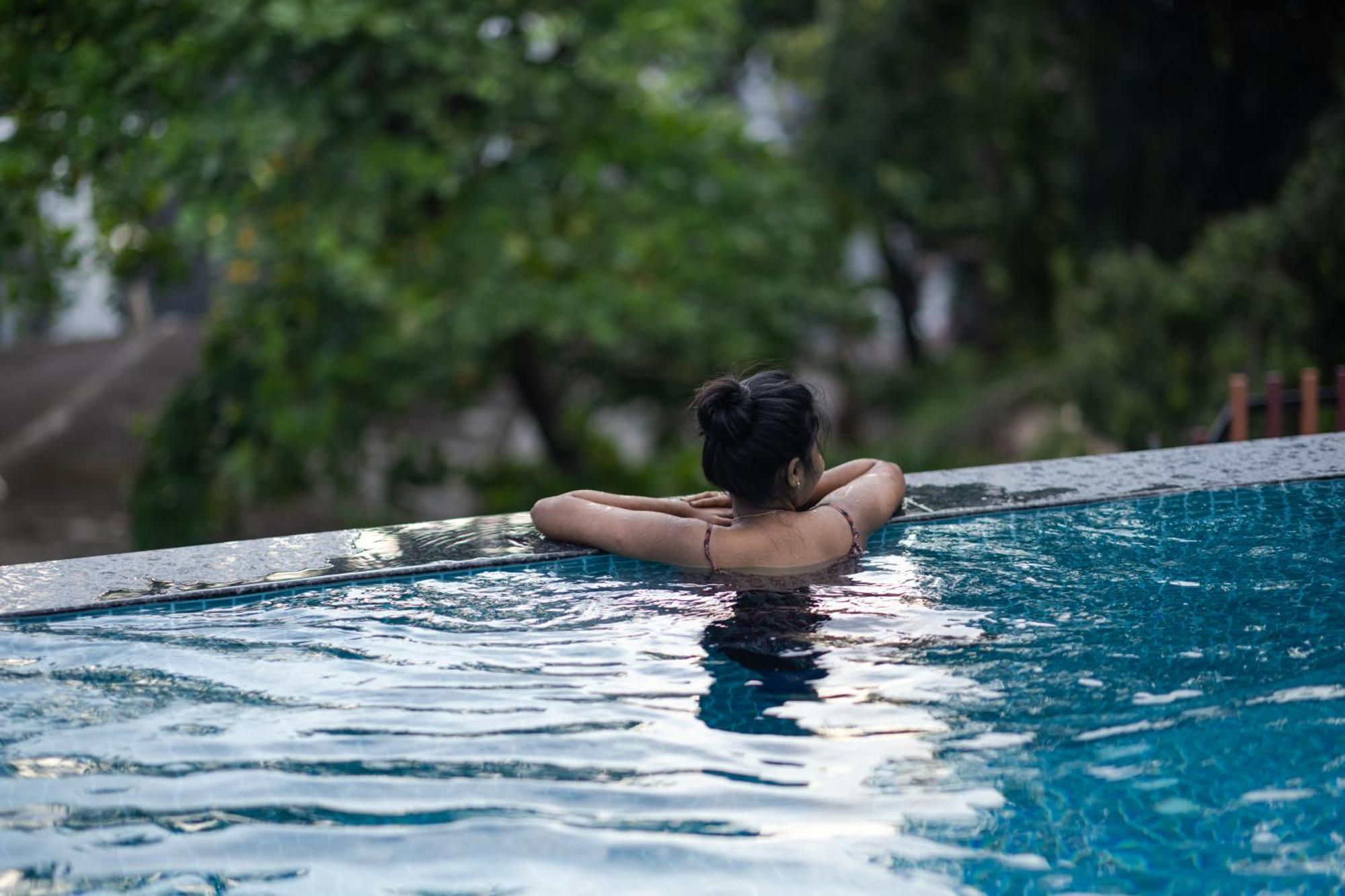 Delano Residency Hotel Kaliyal Bagian luar foto